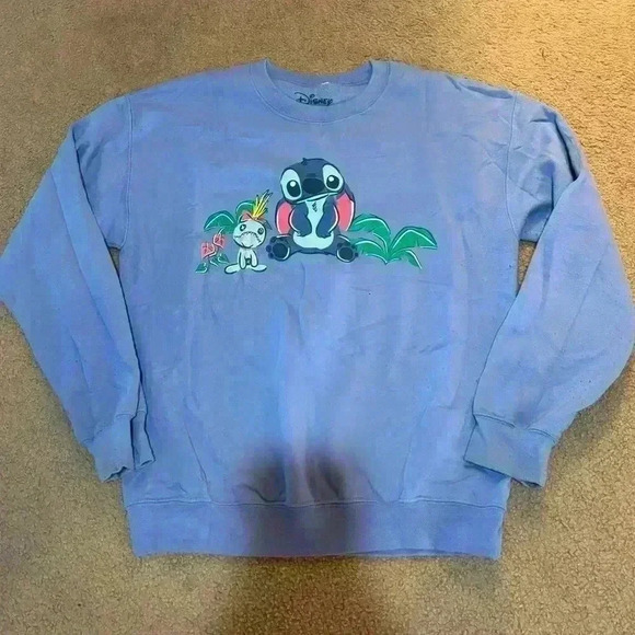 Disney Tops - Stitch sweatshirt